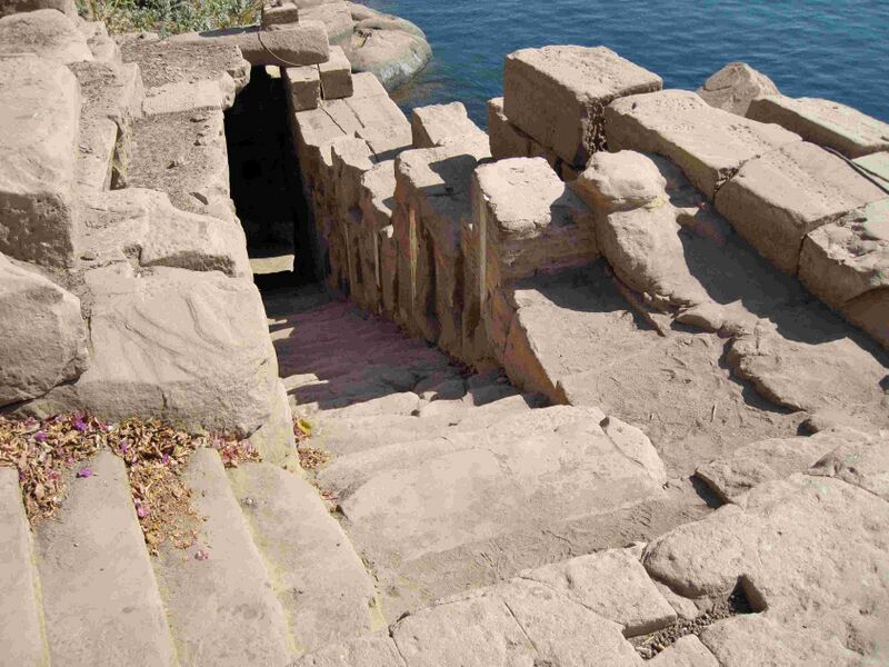 Файл:Assuan Elephantine Nilometer 03.JPG