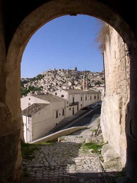 Файл:Palazzo-contea.JPG