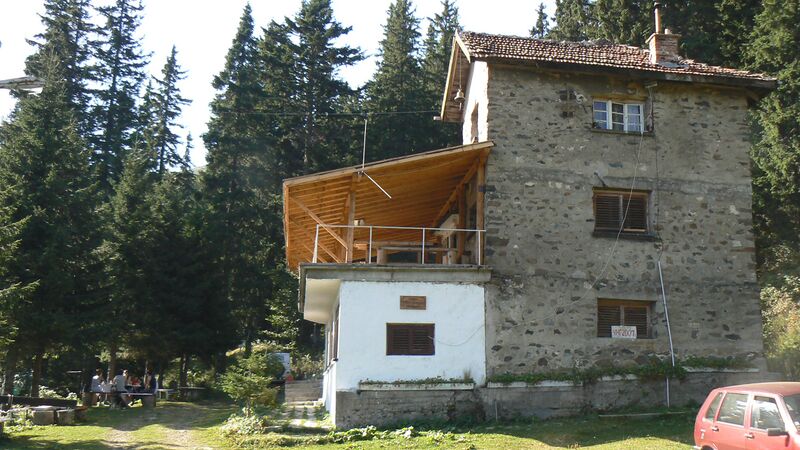 Файл:Hut-kom-old.JPG