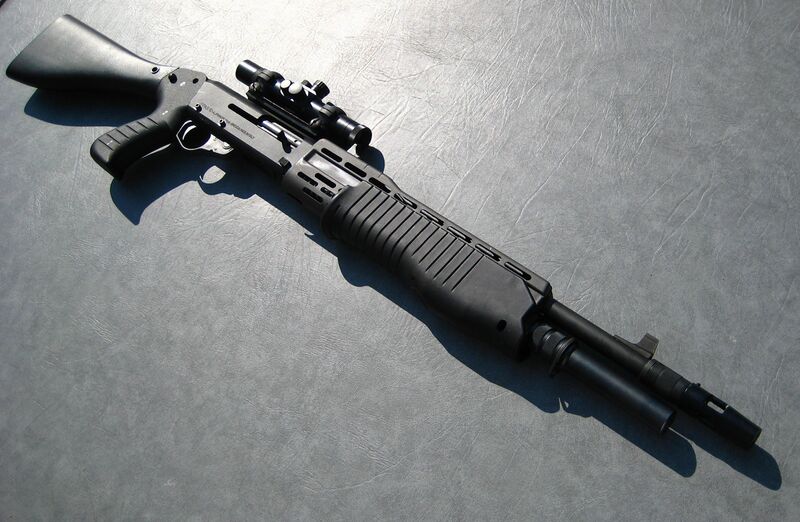 Файл:Franchi SPAS-12 Shotgun.JPG