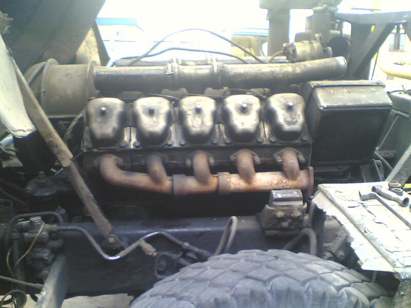 Файл:Tatra engine.jpg