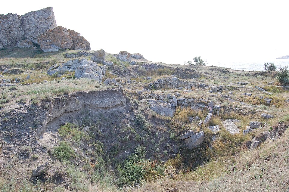 Файл:Well Cape Zyuk.jpeg