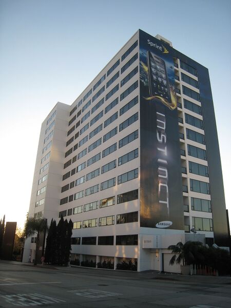 Файл:MondrianHotel SunsetBlvd3.JPG