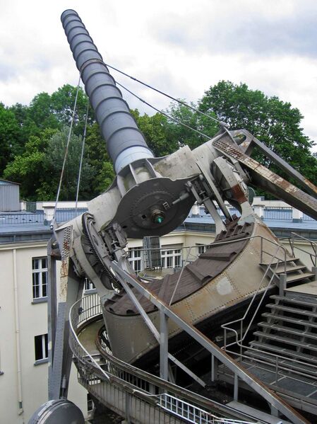 Файл:ArchenholdObservatory-GreatRefractor.jpg