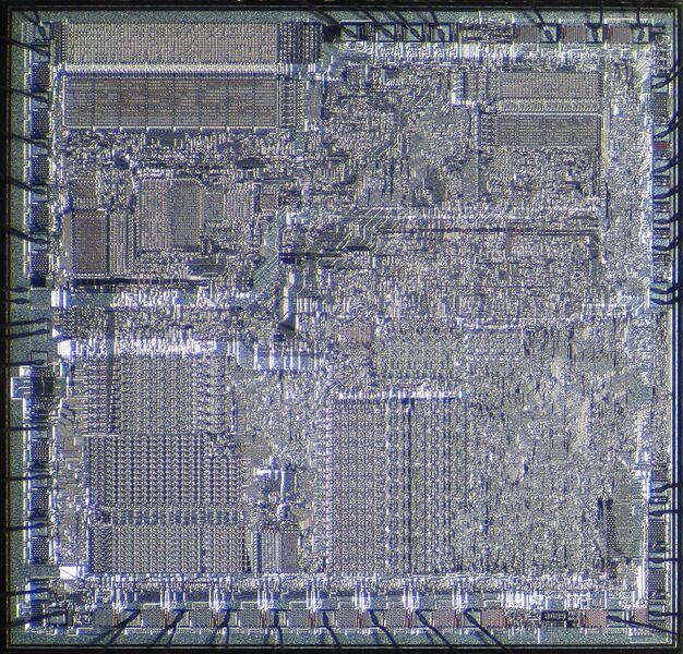 Файл:Intel 8089 die2.JPG