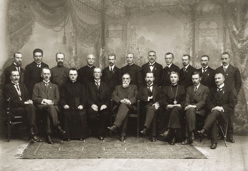 Файл:Signatarai.Signatories of Lithuania.jpg