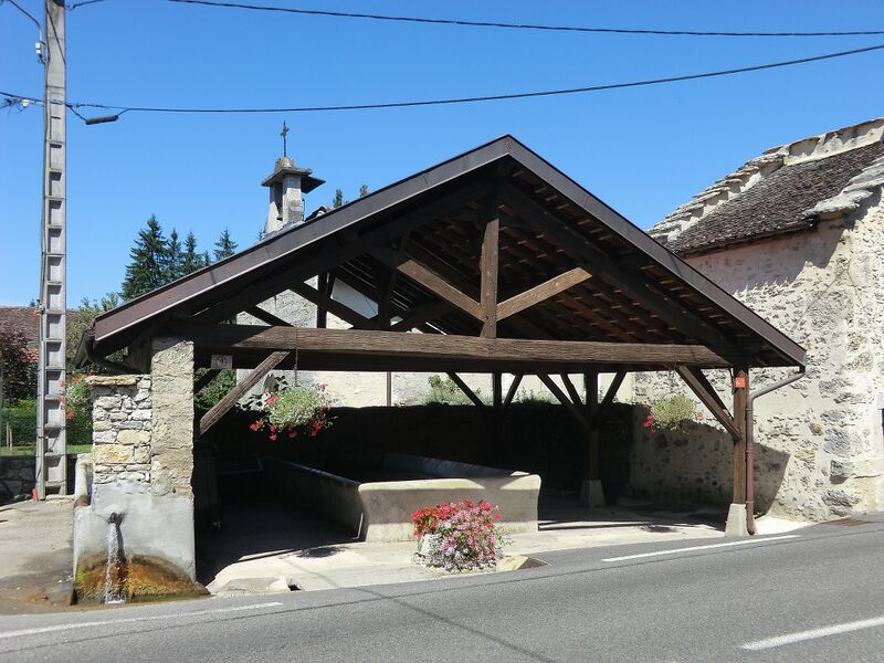 Файл:Lavoir de Pugieu.JPG
