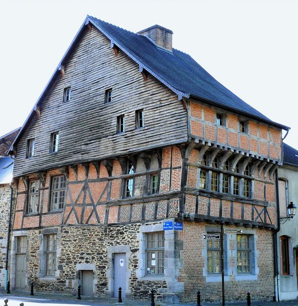 Файл:Revin - Maison espagnole -1.jpg