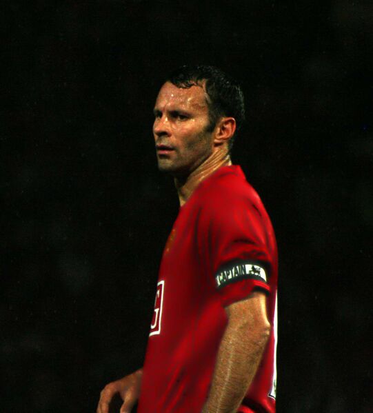 Файл:R giggs.jpg
