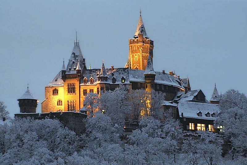 Файл:WernigerodeCastleWinter.jpg