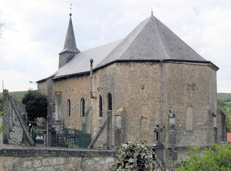 Файл:Yoncq, Eglise Saint-Rémi 1.jpg