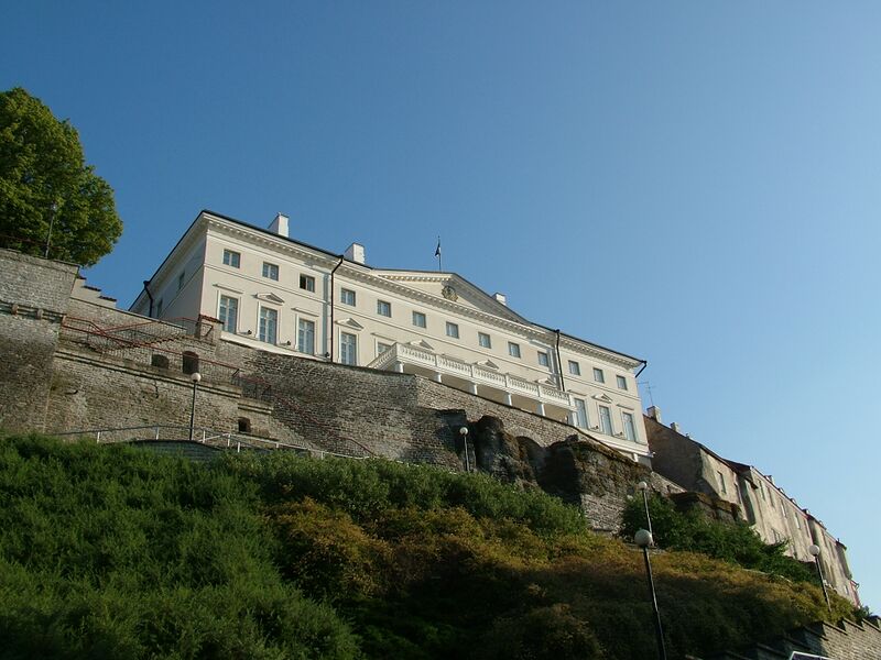 Файл:Building in Toompea 3.JPG