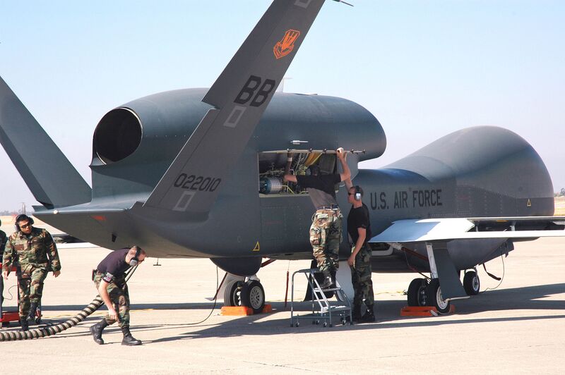 Файл:RQ-4 Global Hawk.jpg