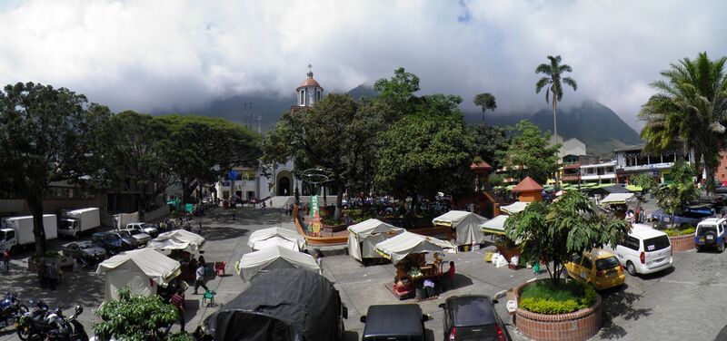 Файл:Támesis, Parque Principal.jpg