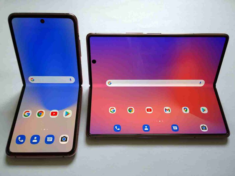 Файл:Android foldable phone.jpg