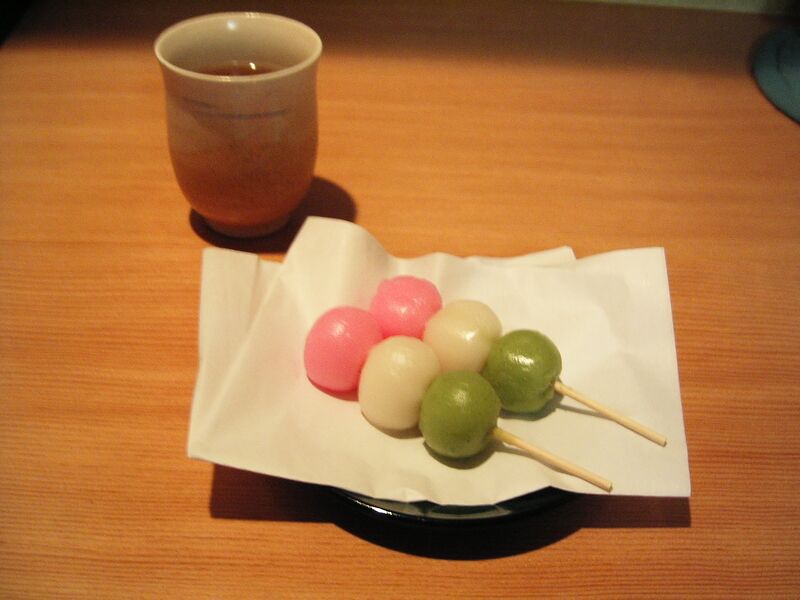 Файл:Hanami Dango.jpg