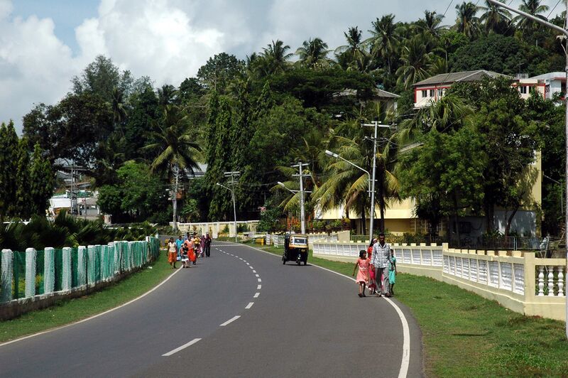 Файл:PortBlair SeasideRoad.JPG