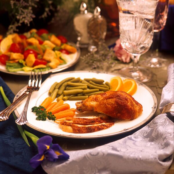 Файл:USDA dinner cropped.jpg