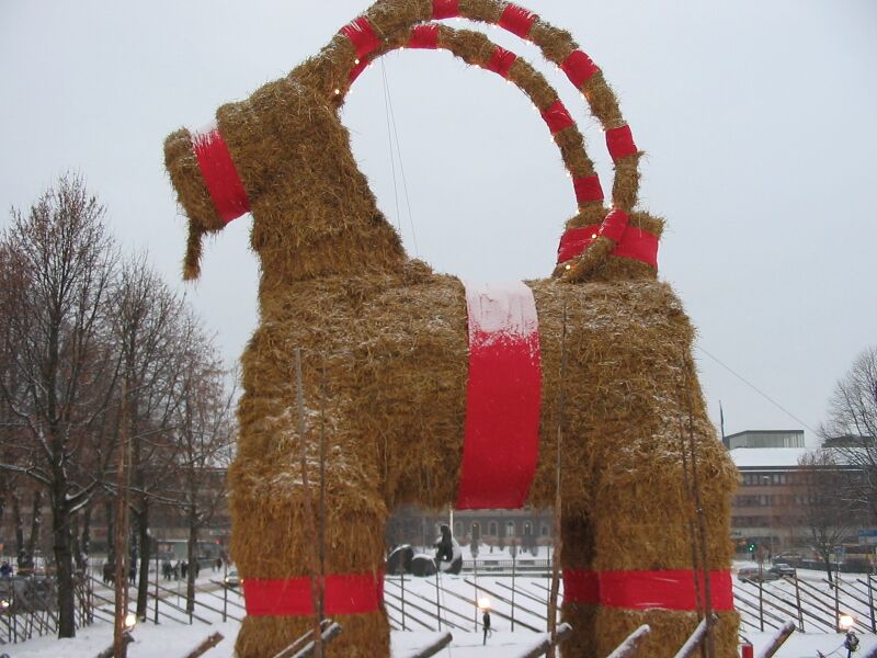 Файл:Christmas-Goat.JPG