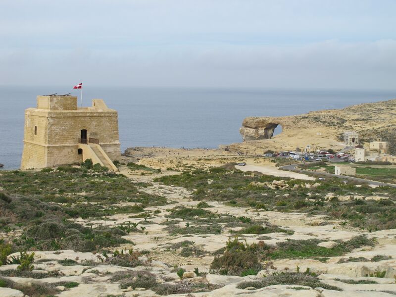 Файл:Dwejra Tower Nov 2014.JPG