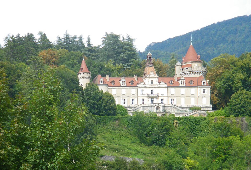 Файл:Vieu Chateau de Machuraz.JPG