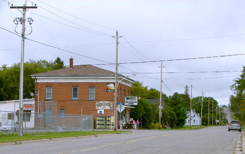 Файл:Fitzroy Harbour ON.JPG