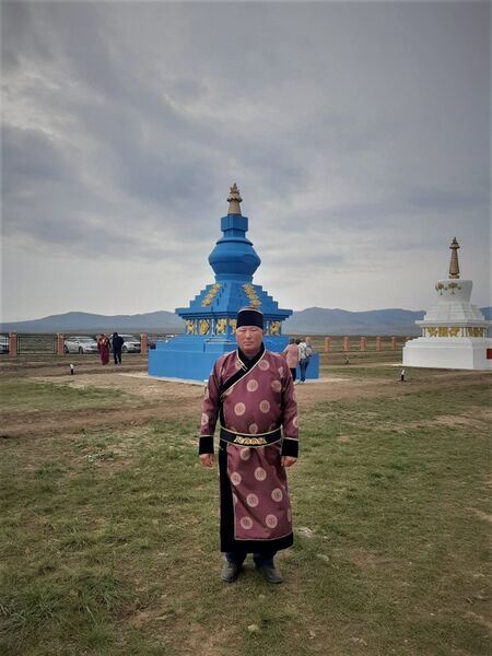 Файл:Alarsky Khongodor, Chono Buruutkhan.jpg