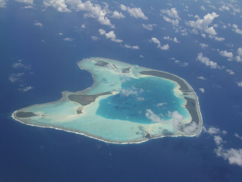 Файл:Tetiaroa from sky.JPG