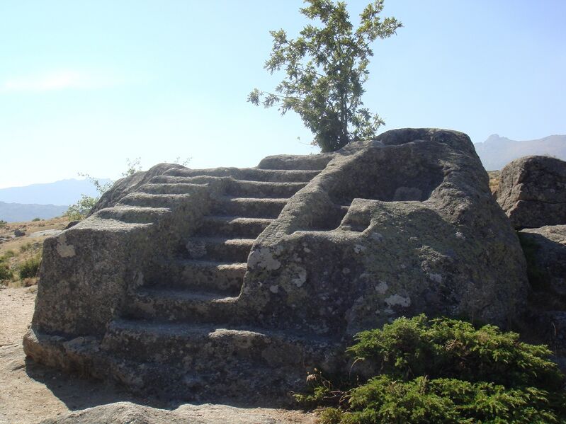 Файл:AltarUlaca01.JPG