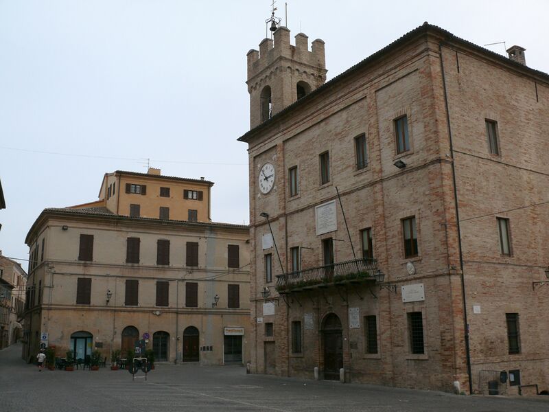 Файл:Castelfidardo z03.JPG