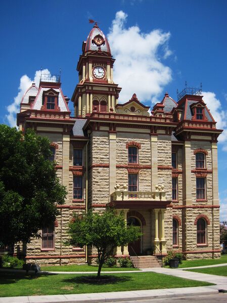 Файл:Caldwell County Courthouse Lockhart.JPG
