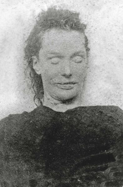 Файл:Elizabeth stride 100.jpg