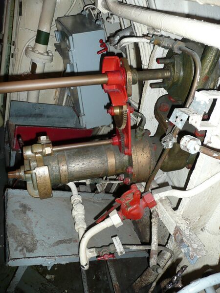 Файл:U-Bauer Boldschleuse.JPG