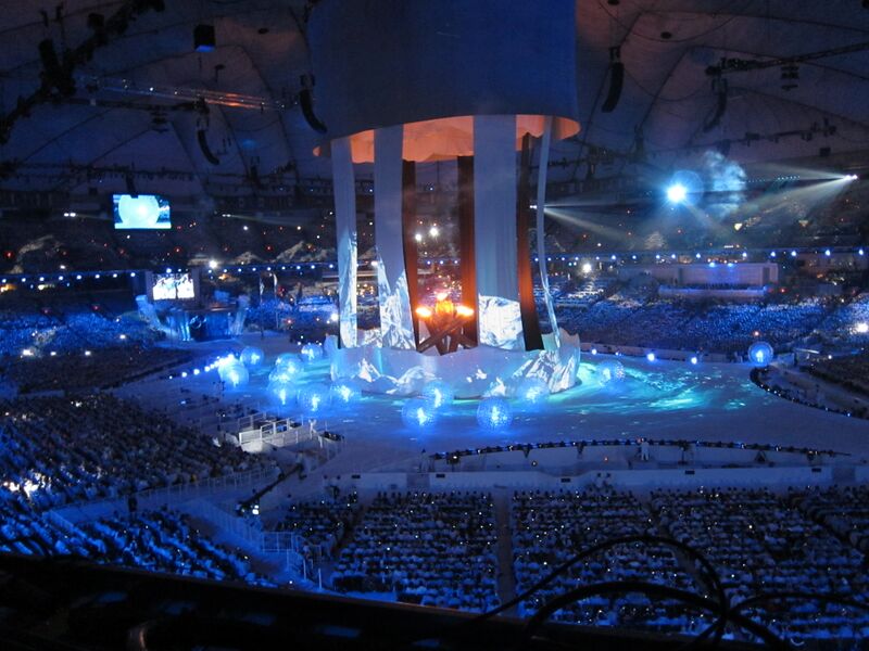 Файл:Van2010Closing.JPG