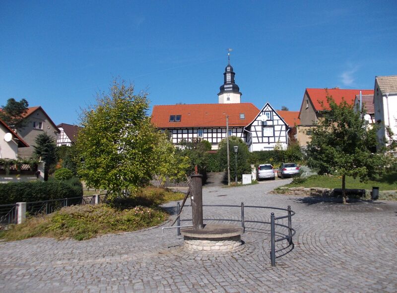 Файл:GroßensteinPumpe.JPG