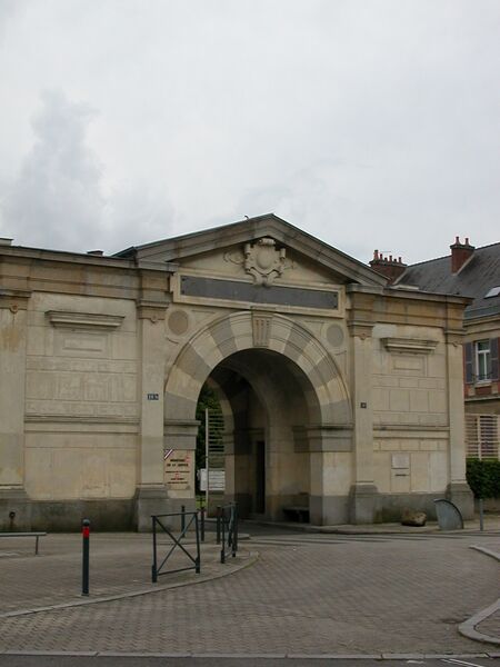 Файл:Rennes prison des femmes.JPG
