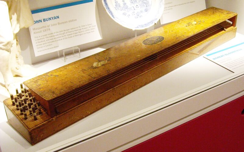 Файл:BloomfieldAeolianHarp.JPG