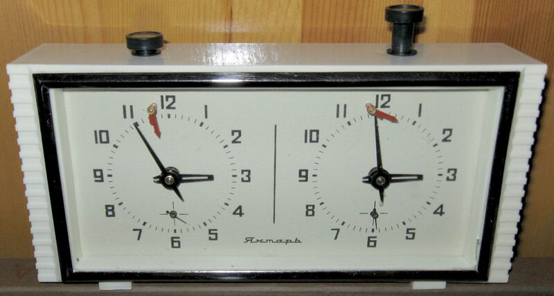 Файл:Chess clock USSR.jpg