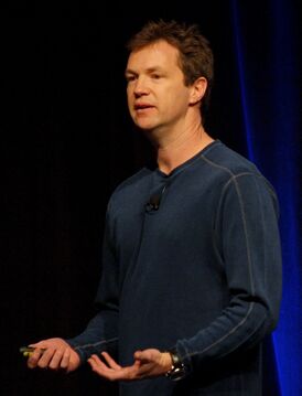 Пардо выступает с докладом на Game Developers Conference 2010