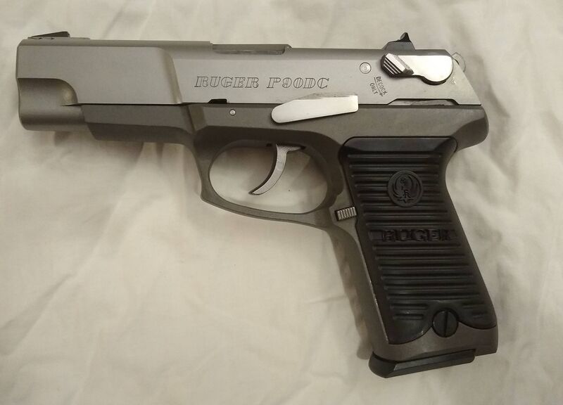 Файл:Ruger P90DC.jpg
