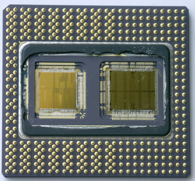 Файл:CPU Pentium Pro.jpg