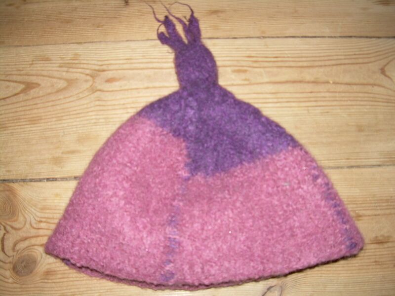 Файл:Felted hat.jpg