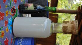 Бутылка пульке с бамбуковой пробкой