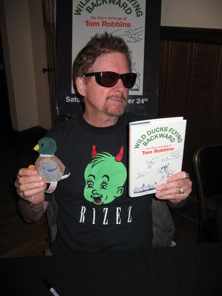 Файл:Tom Robbins.jpg