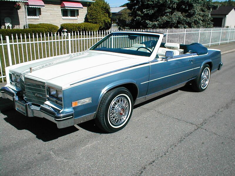 Файл:85 Cadillac Convertible.JPG
