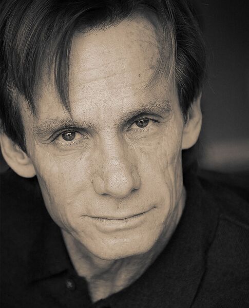 Файл:Steve Railsback.jpg