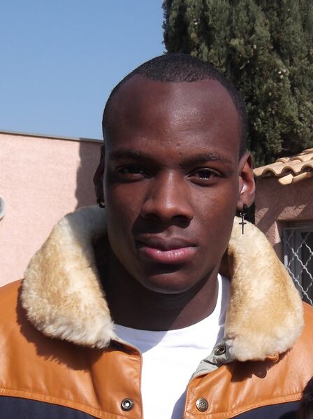 Файл:Bryan Dabo 2013.JPG