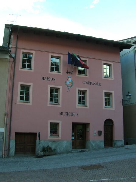 Файл:Municipio di Chambave 01.JPG