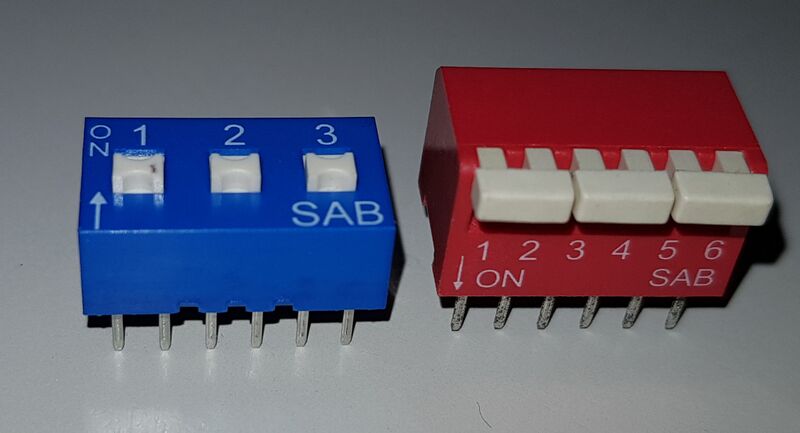 Файл:Sab 2PST DIP Switch.jpg