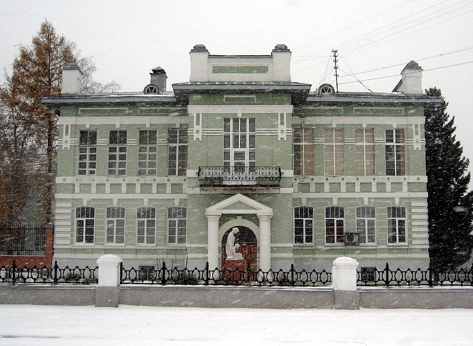 Няйф:Realschule Shadrinsk.JPG